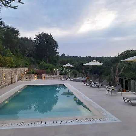 Luxury Breeze With Private Pools Вилла Дассия