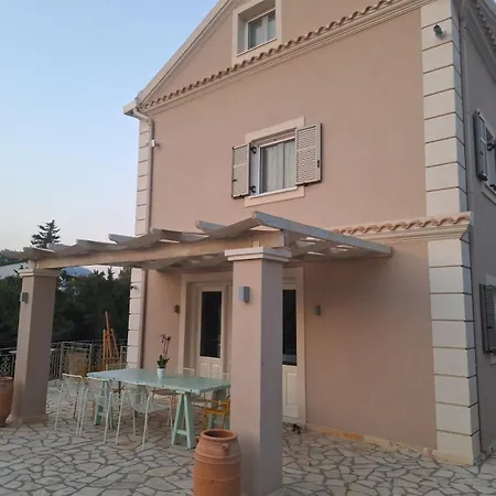 Luxury Breeze With Private Pools Вилла Дассия