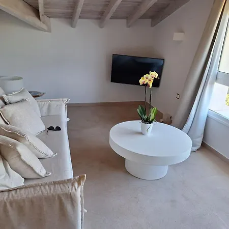 Luxury Breeze With Private Pools * Дассия
